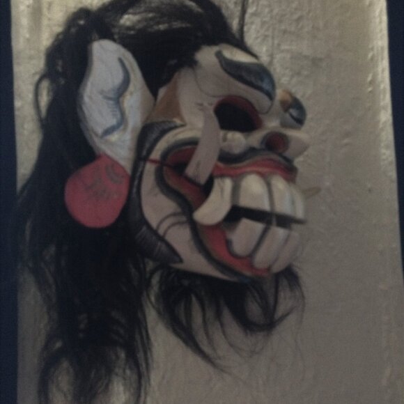 Handmade Hanoman The White Monkey Wood Mask (Indonesia  Balinese Monkey Mask the Monkey General carved wood Indonesian Wall art